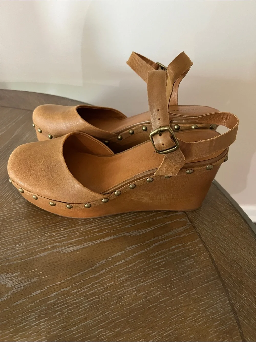 Lucky Brand Cognac Tan Leather Studded Platform Wedge Sandals